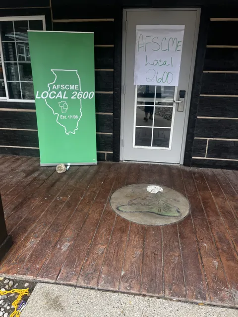 Another view of the Local 2600 banner at the entrance.